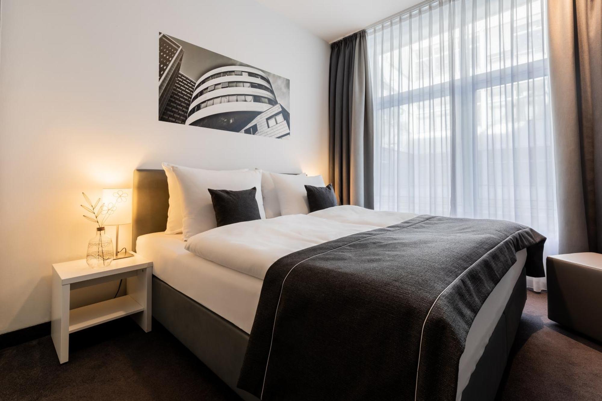 Garner Hotel Berlin - Gendarmenmarkt By Ihg Kültér fotó