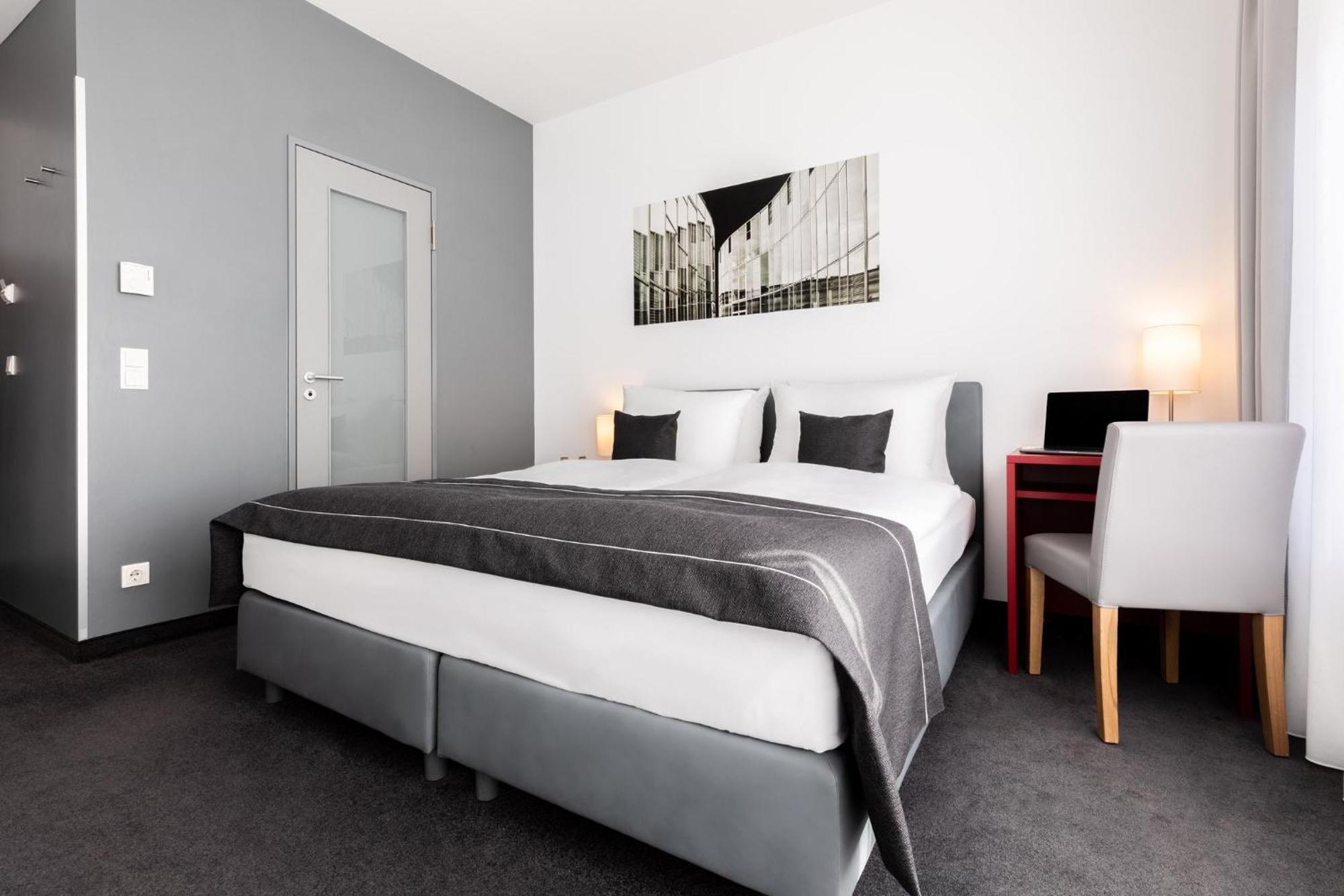 Garner Hotel Berlin - Gendarmenmarkt By Ihg Kültér fotó