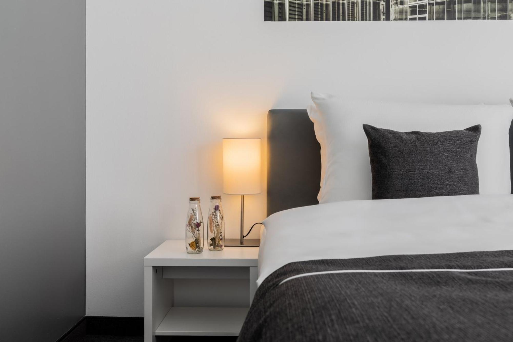 Garner Hotel Berlin - Gendarmenmarkt By Ihg Kültér fotó