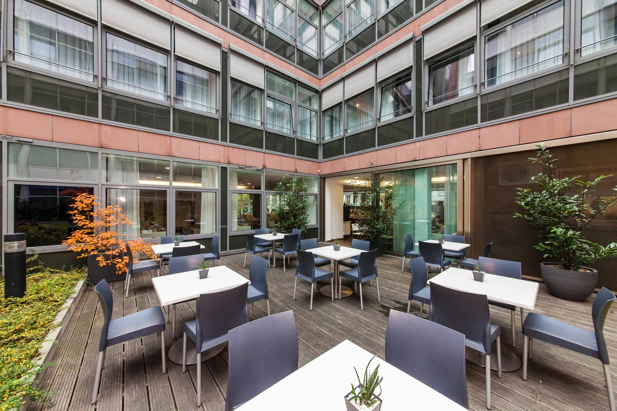 Garner Hotel Berlin - Gendarmenmarkt By Ihg Kültér fotó